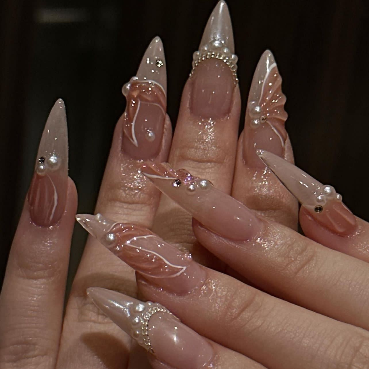 Nail Art Quirky - 24개 패션 라인스톤 프레스온 네일 팁