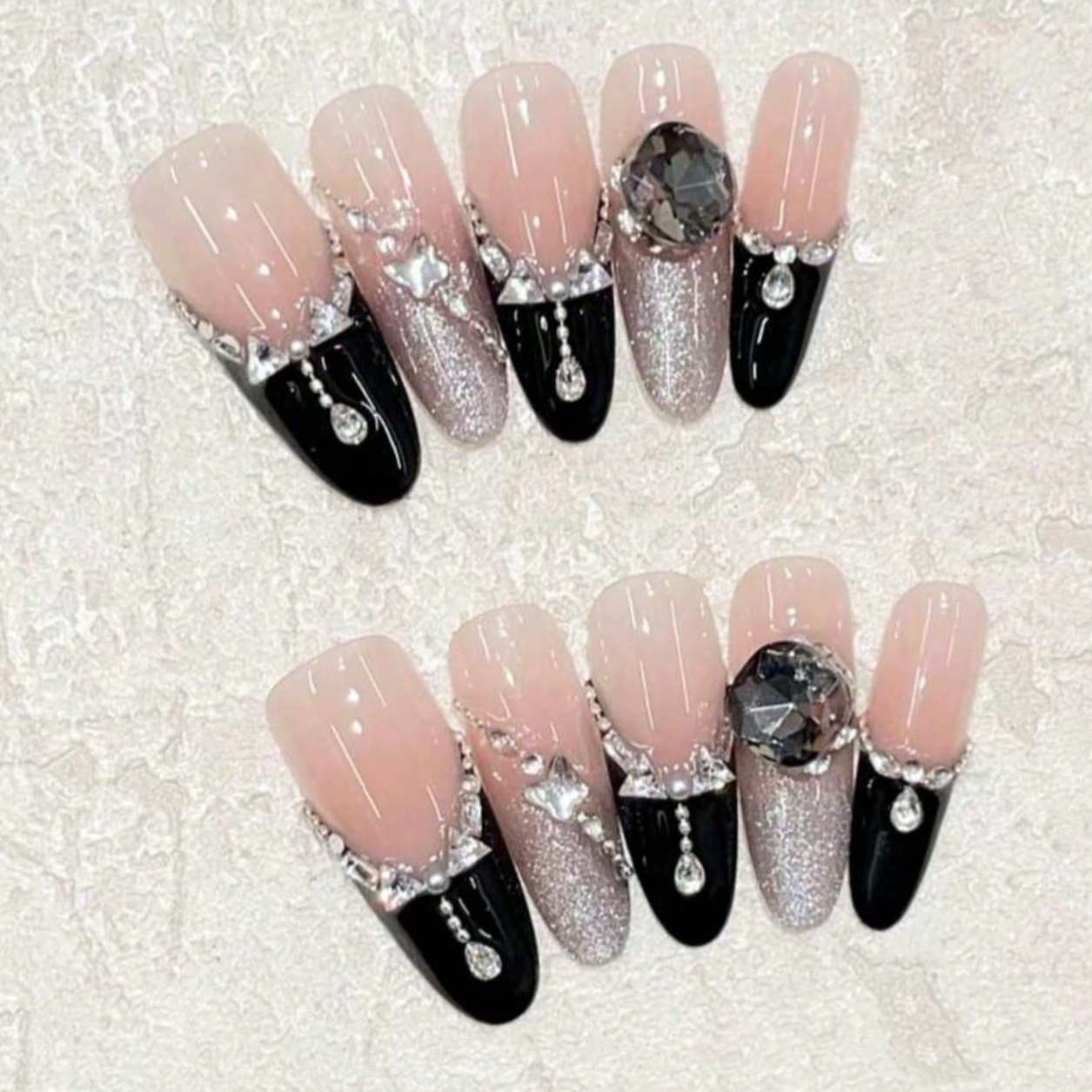 10개 롱 코핀 누드 블랙 프렌치 스타 라인스톤 프레스 - Nail Art Quirky 리뷰 및 가격
