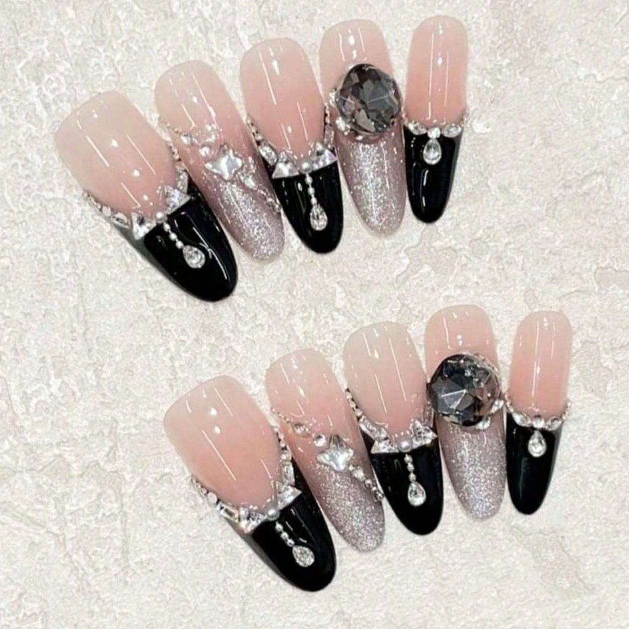 10개 롱 코핀 누드 블랙 프렌치 스타 라인스톤 프레스 - Nail Art Quirky 리뷰 및 가격